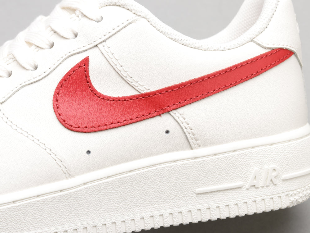 LW - AF1 retro white red low top