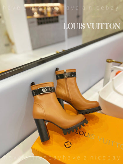 LW - Luxury LUV BOOTS 035