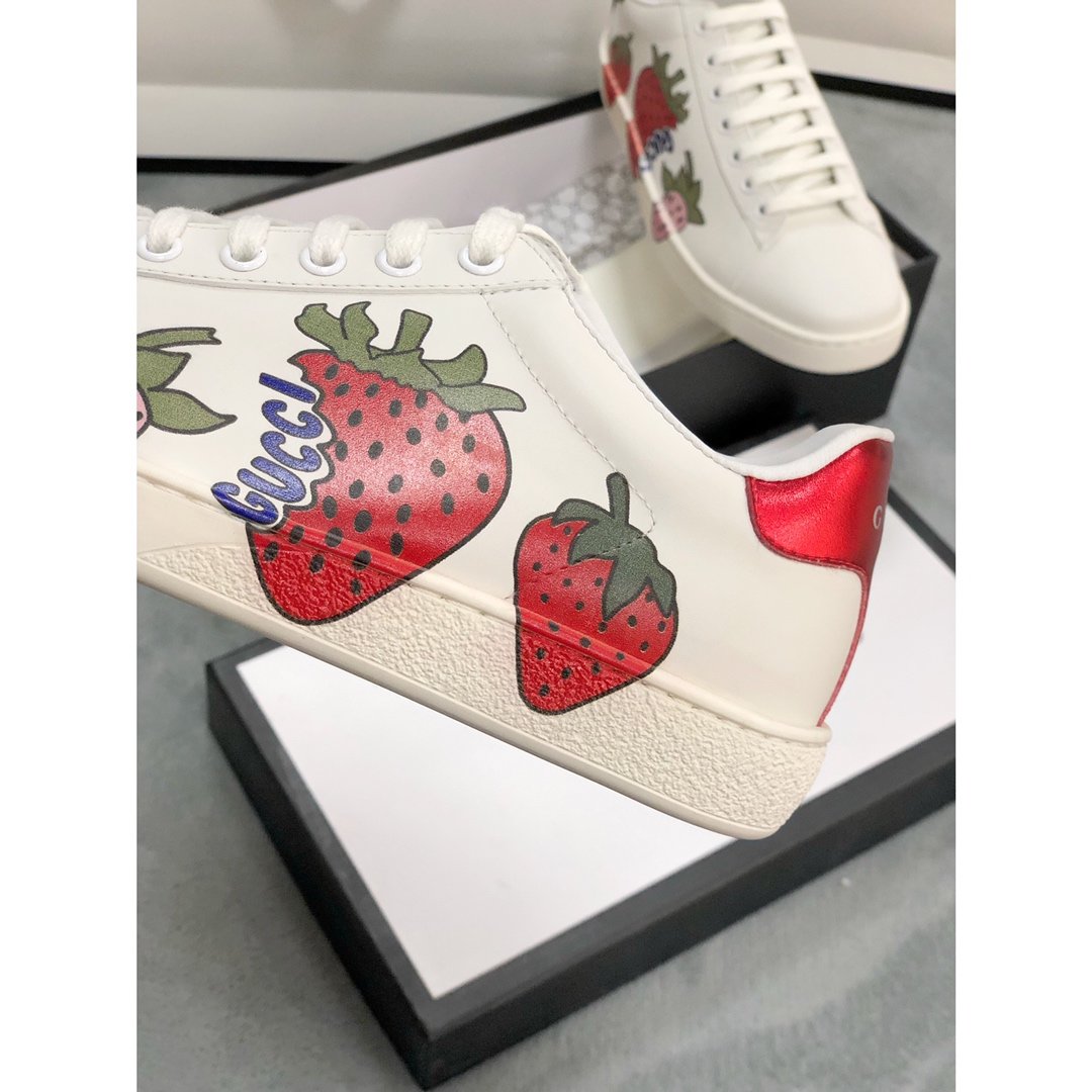 LW-GCI ACE STRAWBERRY MIRROR Sneaker 085