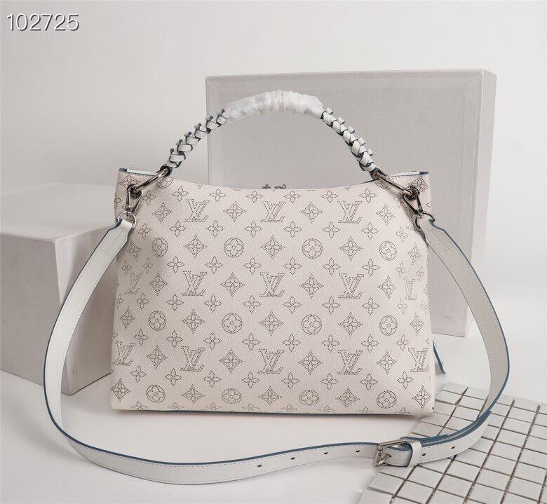 LW - Luxury Handbags LUV 223