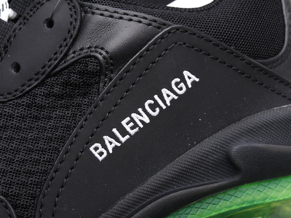 LW - Bla Triple S Black Green Sneaker