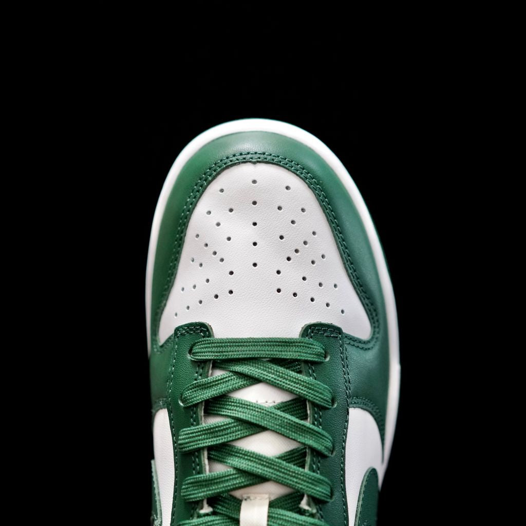 LW - NKE Varsity Green green