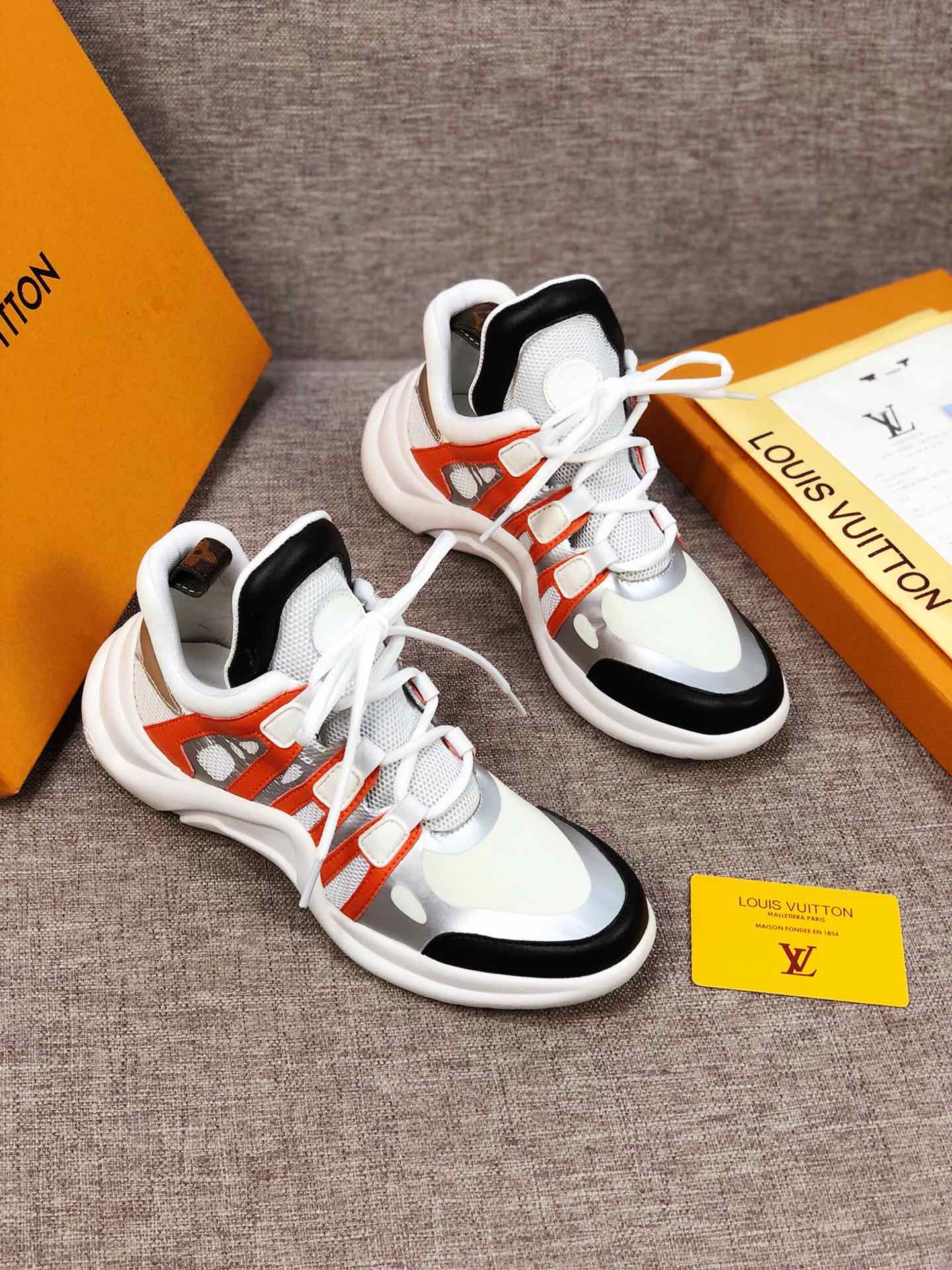 LW - LUV Archlight White Black Orange Sneaker