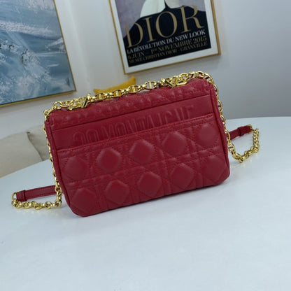 LW - Luxury Handbags DIR 068