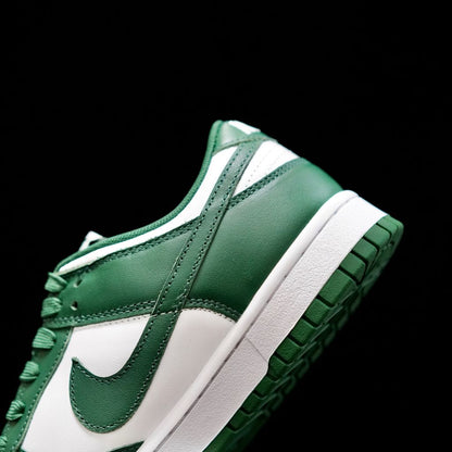 LW - NKE Varsity Green green