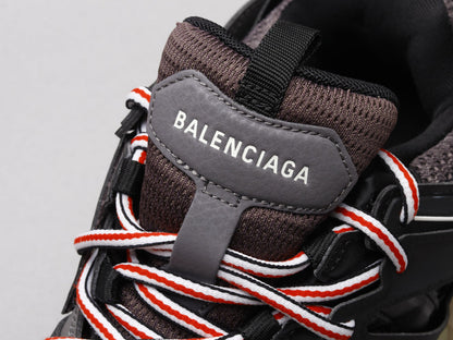 LW - Bla Track Black Red Sneaker