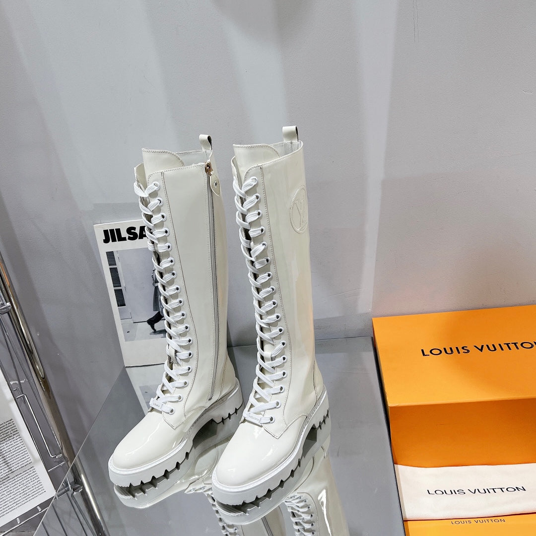 LW - Luxury LUV BOOTS 010