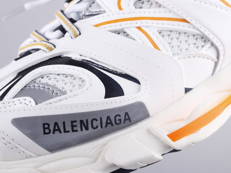 LW - Bla Track Three Generations Sneaker