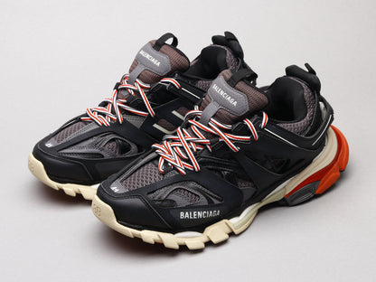 LW - Bla Track Black Red Sneaker