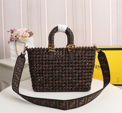 LW - Luxury Handbags FEI 016