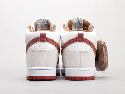 LW - Beige and red hook high top knight color matching