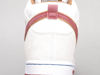 LW - Beige and red hook high top knight color matching