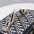 LW - Luxury Handbags DIR 266