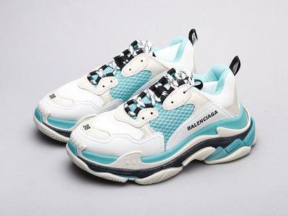 LW - Bla Triple S Tiffany Green Sneaker