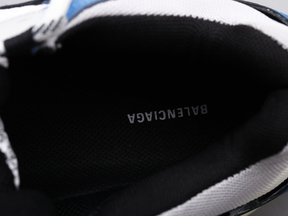 LW - Bla Triple S Black And White Blue Sneaker